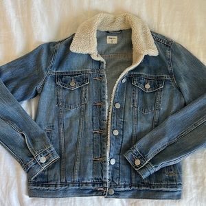 Gap Sherpa lined denim jean jacket